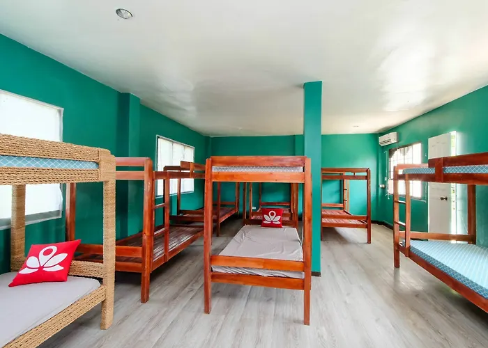 Hostel Zen Marigondon Eagle House Cebu